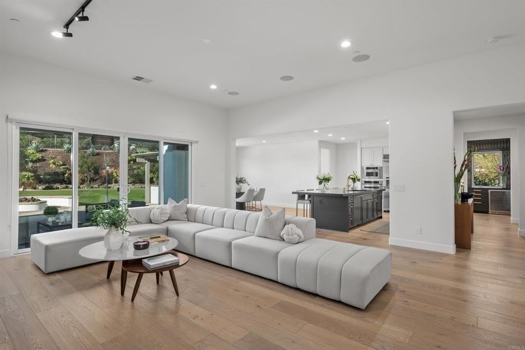 3193 Corte Carlazzo - Photo 4 of 50