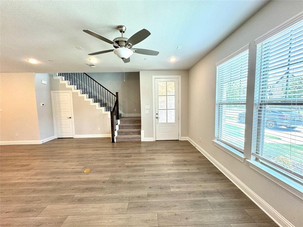 1957 Newman Ave - Photo 3 of 25