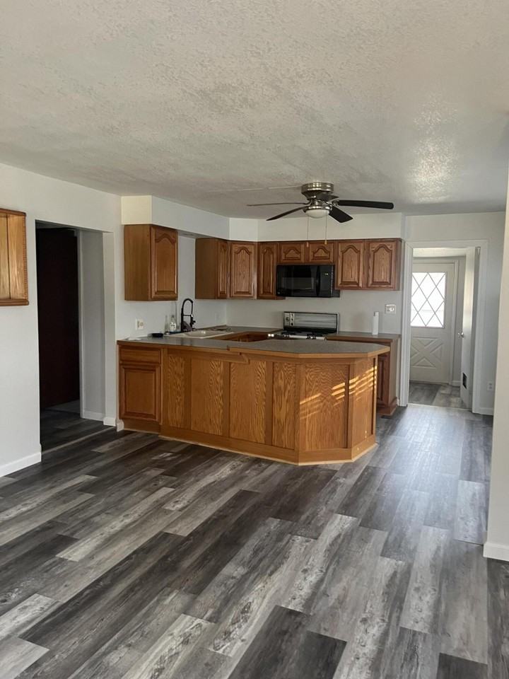 1360 E Hastings Lake Rd - Photo 2 of 10