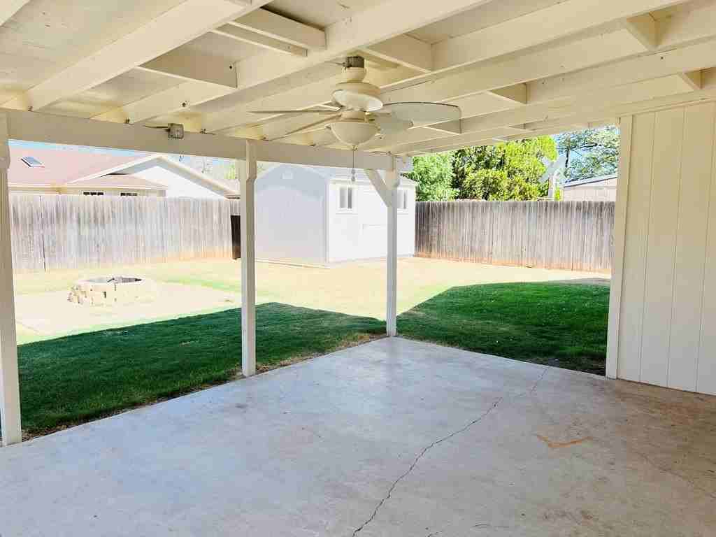 3017 Bluebonnet Ln - Photo 2 of 15