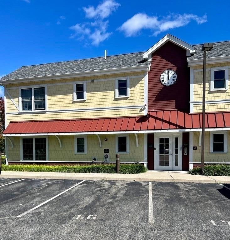 54 Loomis St - Photo 2 of 12