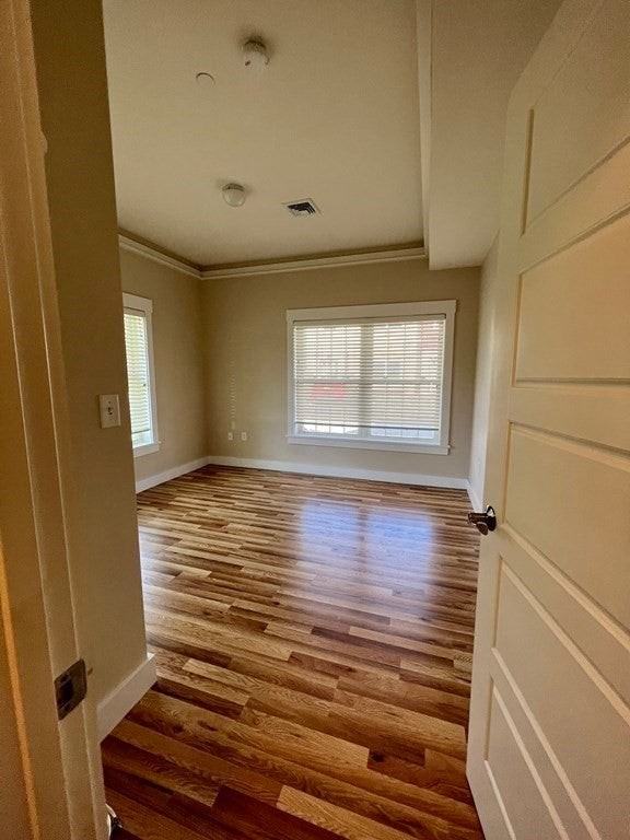 54 Loomis St - Photo 5 of 12