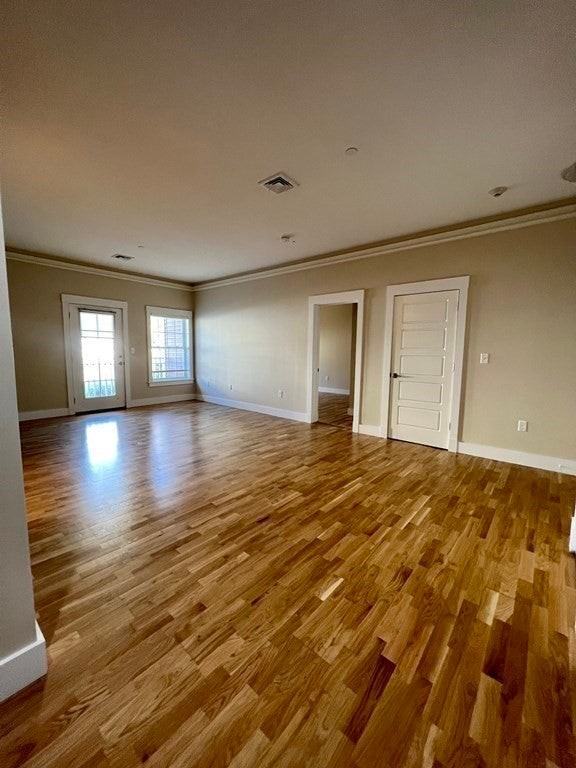 54 Loomis St - Photo 6 of 12