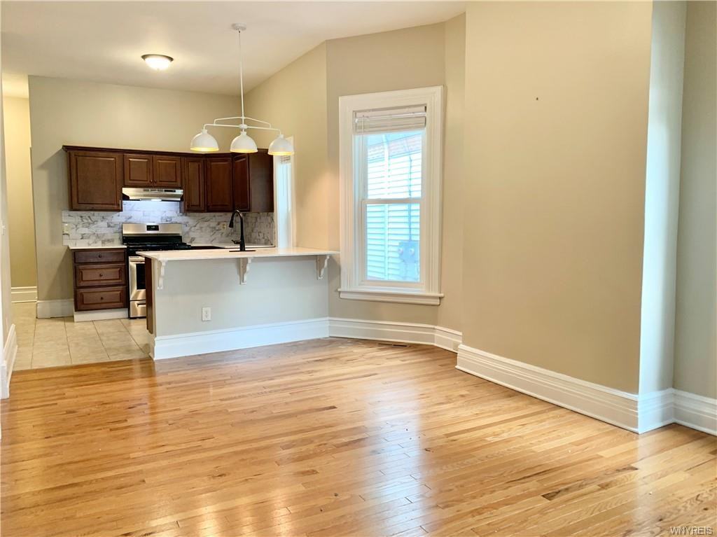 514 Massachusetts Ave - Photo 7 of 32