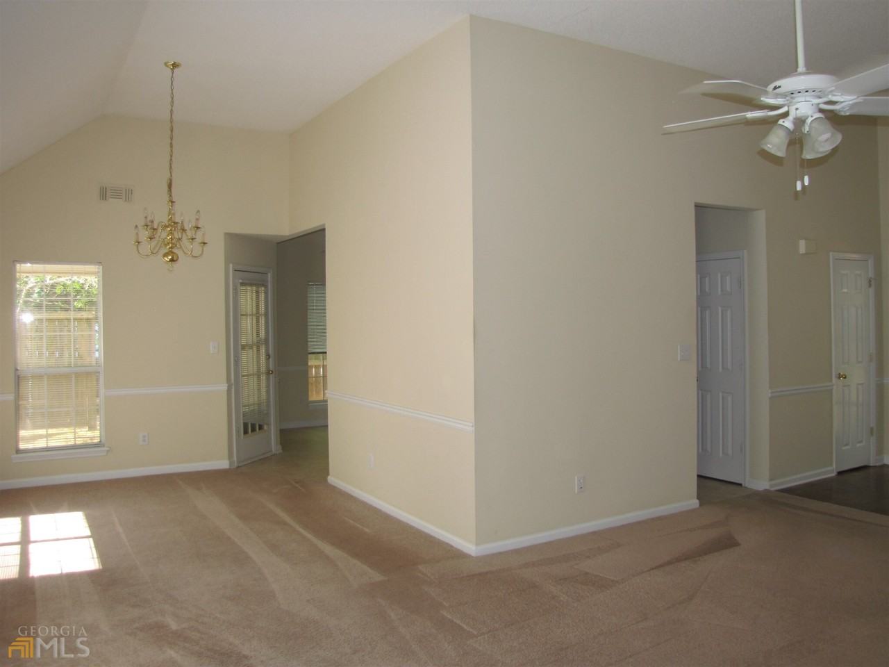 58 Stowe Way - Photo 5 of 17
