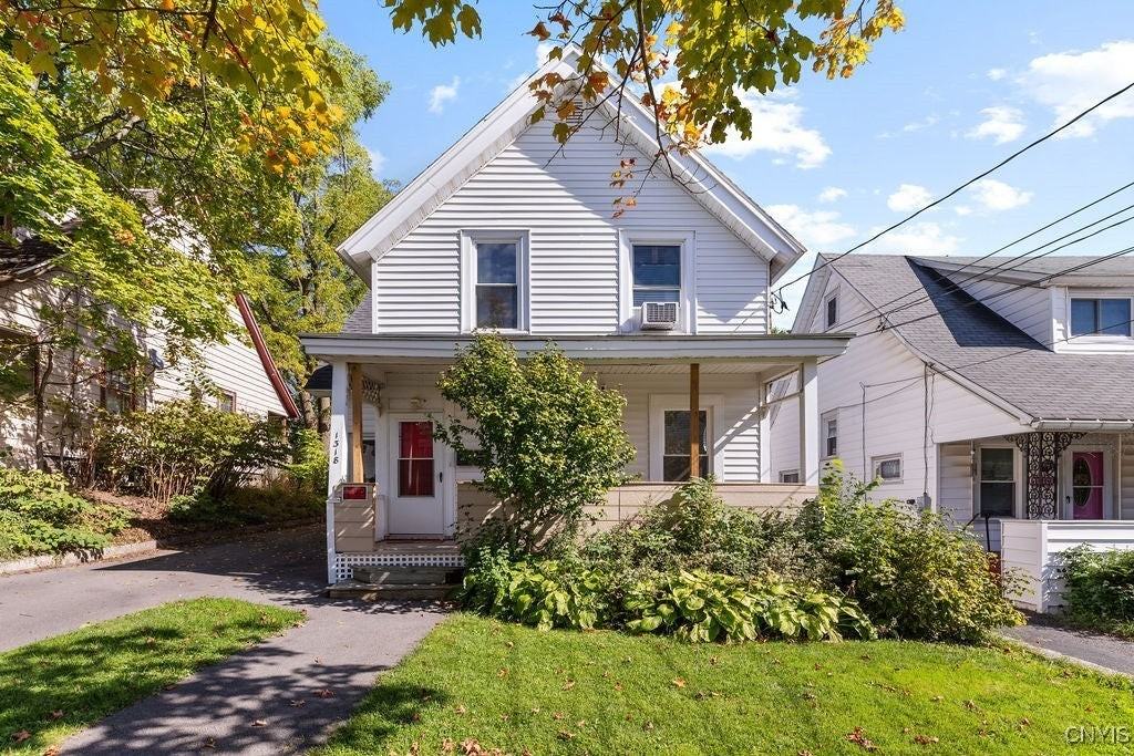 1318 #1 Oak Street - Photo 2 of 23