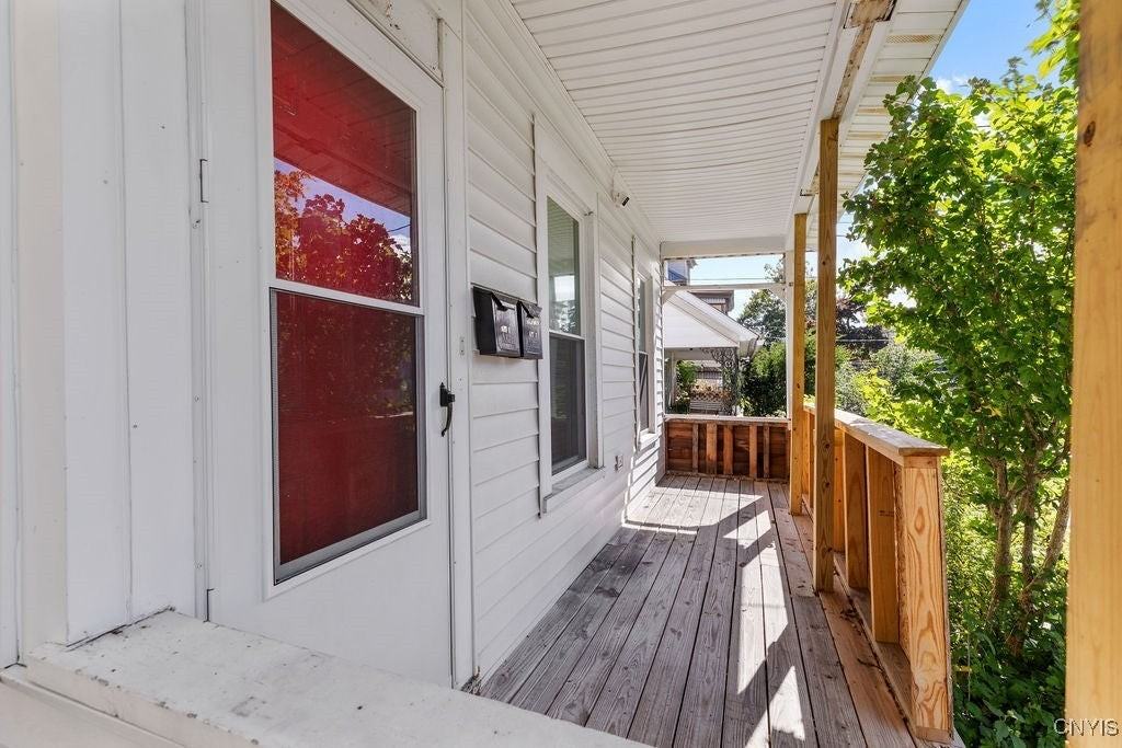 1318 #1 Oak Street - Photo 3 of 23