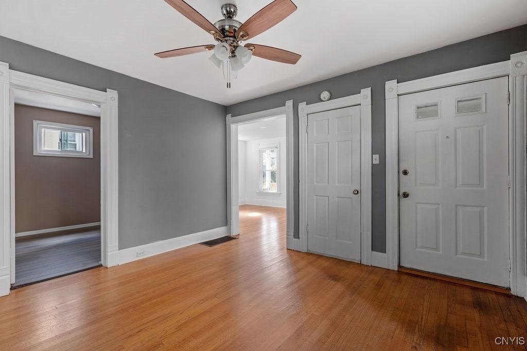 1318 #1 Oak Street - Photo 4 of 23