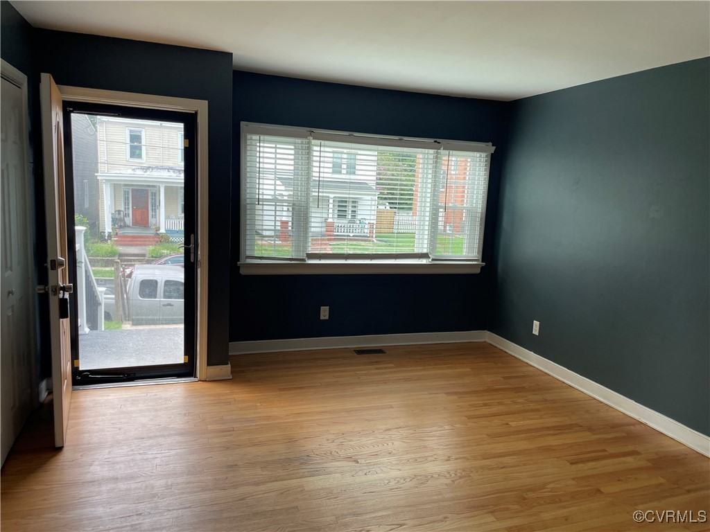 1306 N 35th St - Photo 3 of 20