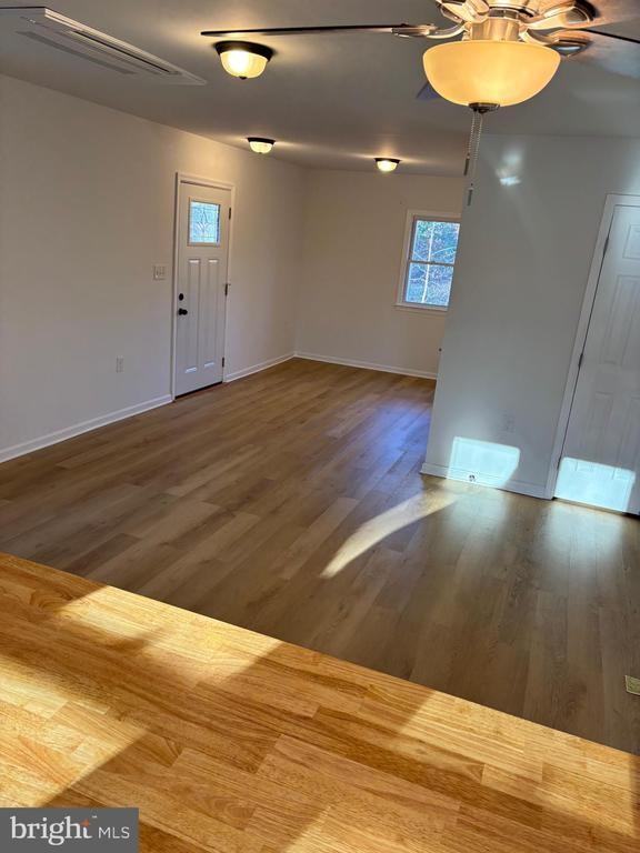 8531 Cheetah Ln - Photo 3 of 22