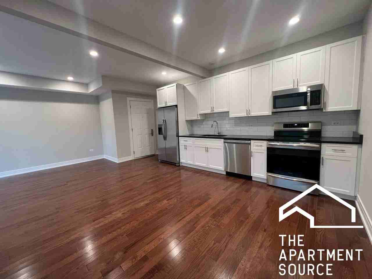 4641 N Malden St #1 - Photo 2 of 17