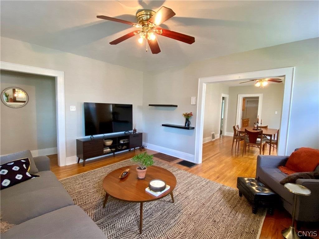 128 Mosley Dr - Photo 6 of 20