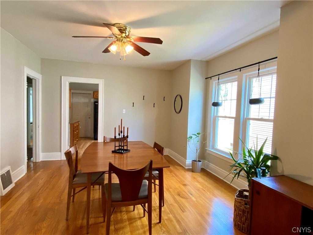 128 Mosley Dr - Photo 7 of 20