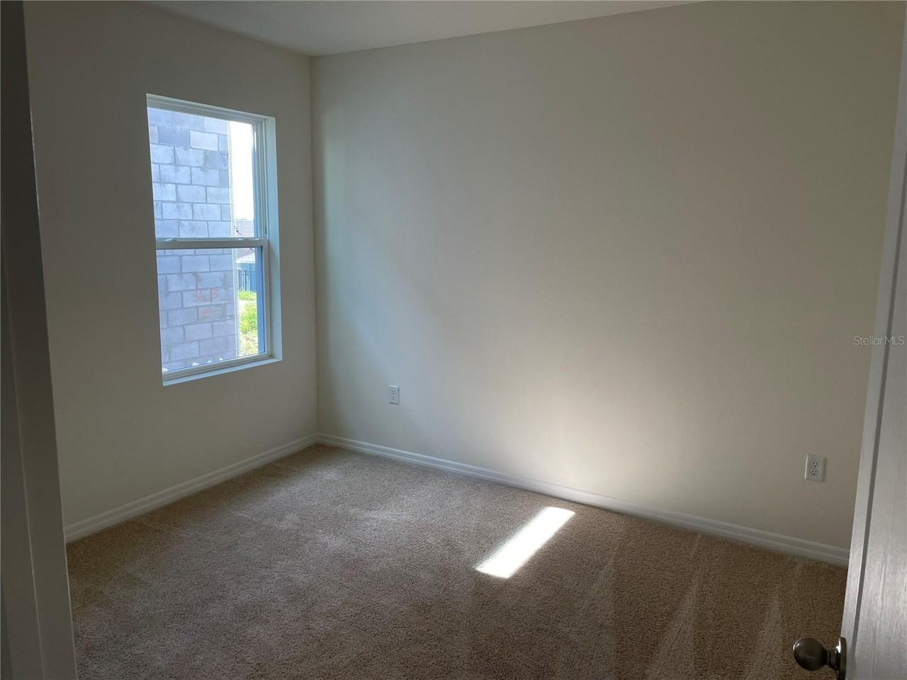 2136 Silver Brook Way - Photo 7 of 29