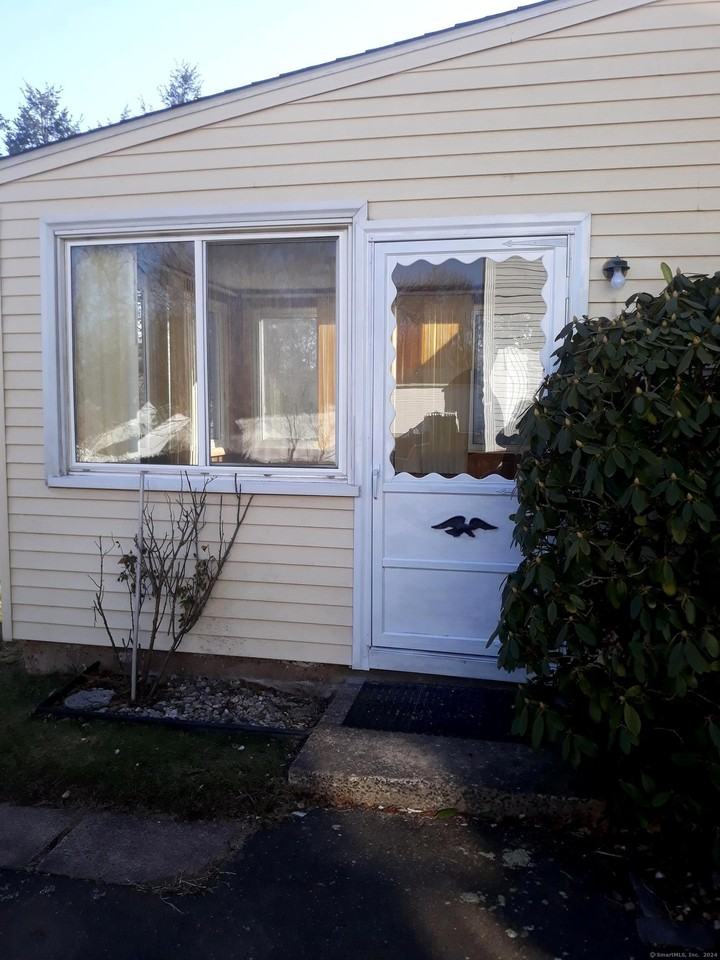 69 Willow Rd - Photo 3 of 25