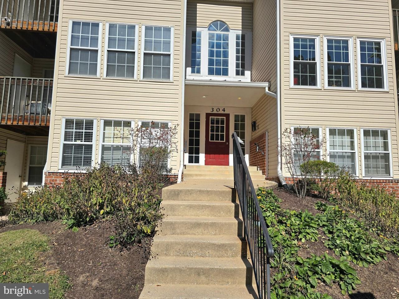 304 Juneberry Way - Photo 2 of 30