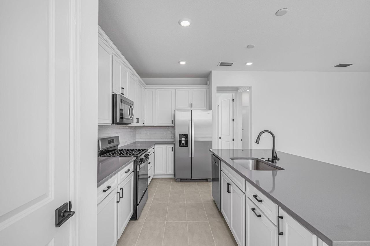 10615 Sw Morning Glory Dr - Photo 5 of 19