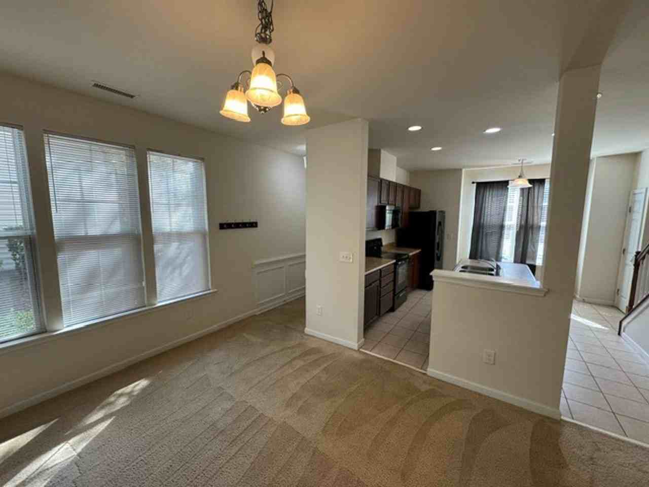 6617 Clarksburg Pl - Photo 4 of 22