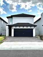 featured image of 7926 Elka Loop