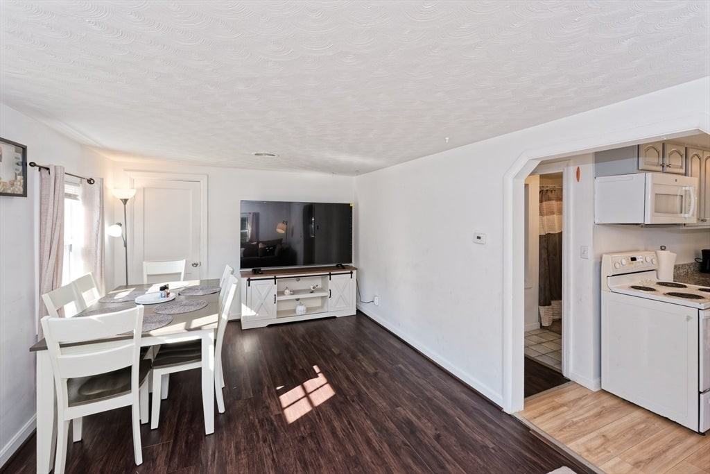 11 Oakview St - Photo 5 of 29