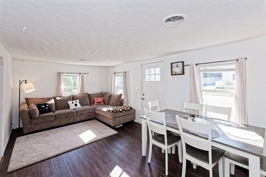 11 Oakview St - Photo 7 of 29