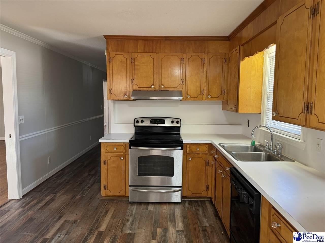 1715 Winthrop Drive - Photo 4 of 17