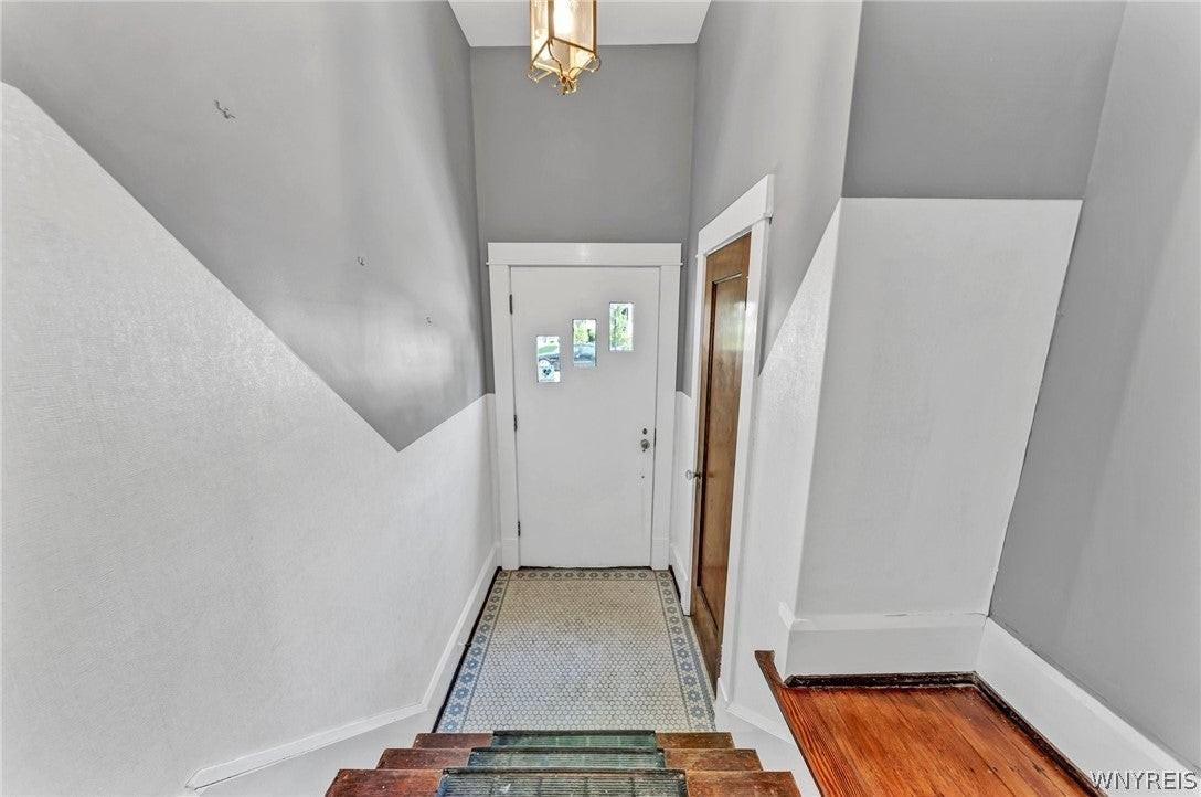 97 Mckinley Ave - Photo 2 of 45