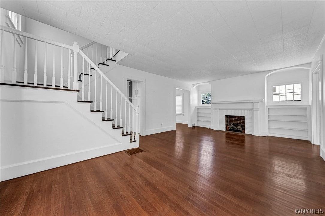 97 Mckinley Ave - Photo 4 of 45