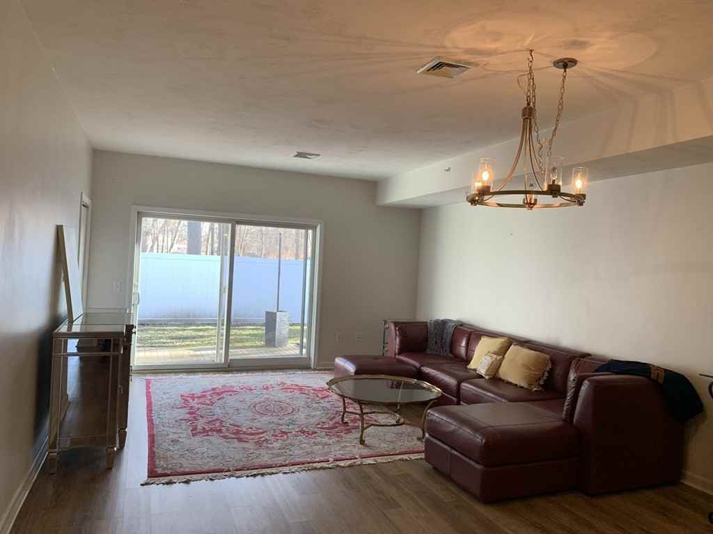 140 Commonwealth Ave #10 - Photo 5 of 18