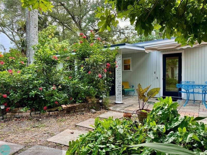 737 Sw 14th Ave - Photo 2 of 28