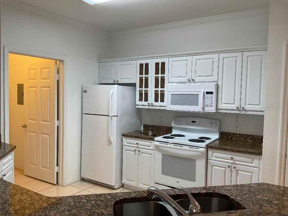 3701 Conroy Rd - Photo 7 of 16