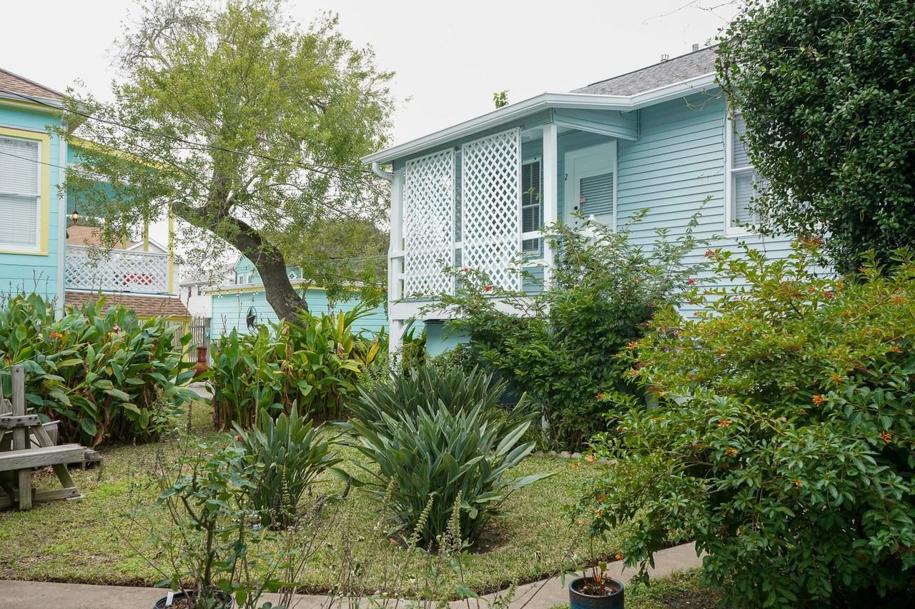 2924 Avenue P 1/2 ##2 - Photo 3 of 17