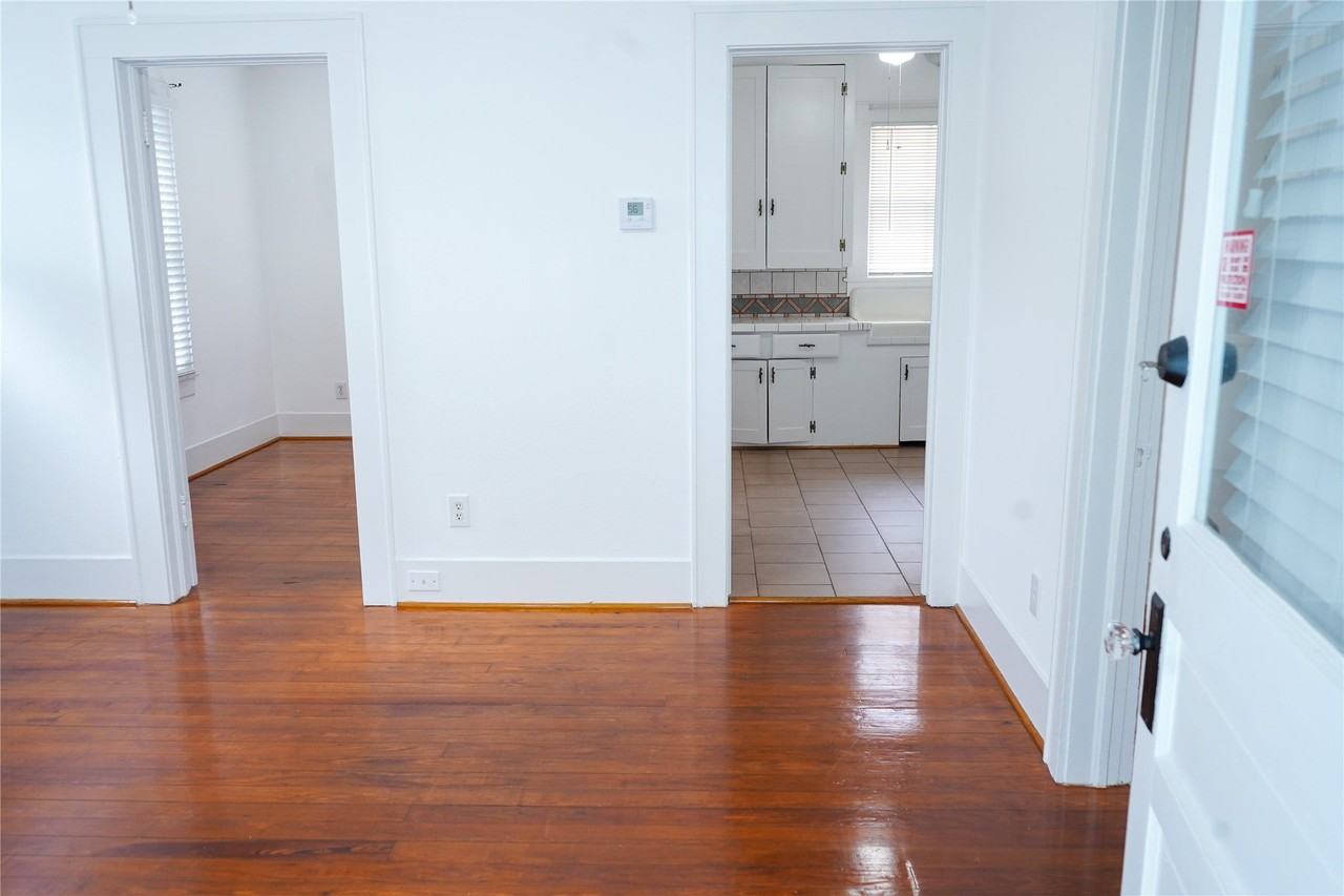 2924 Avenue P 1/2 ##2 - Photo 4 of 17