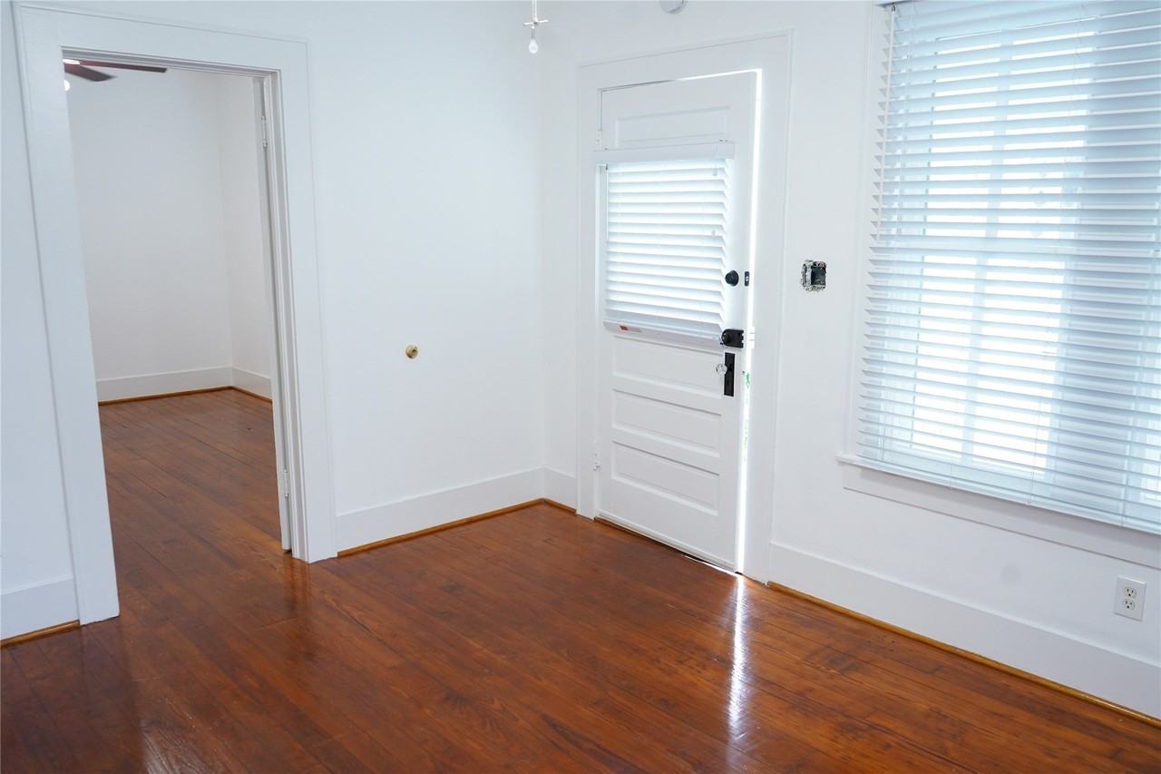 2924 Avenue P 1/2 ##2 - Photo 5 of 17