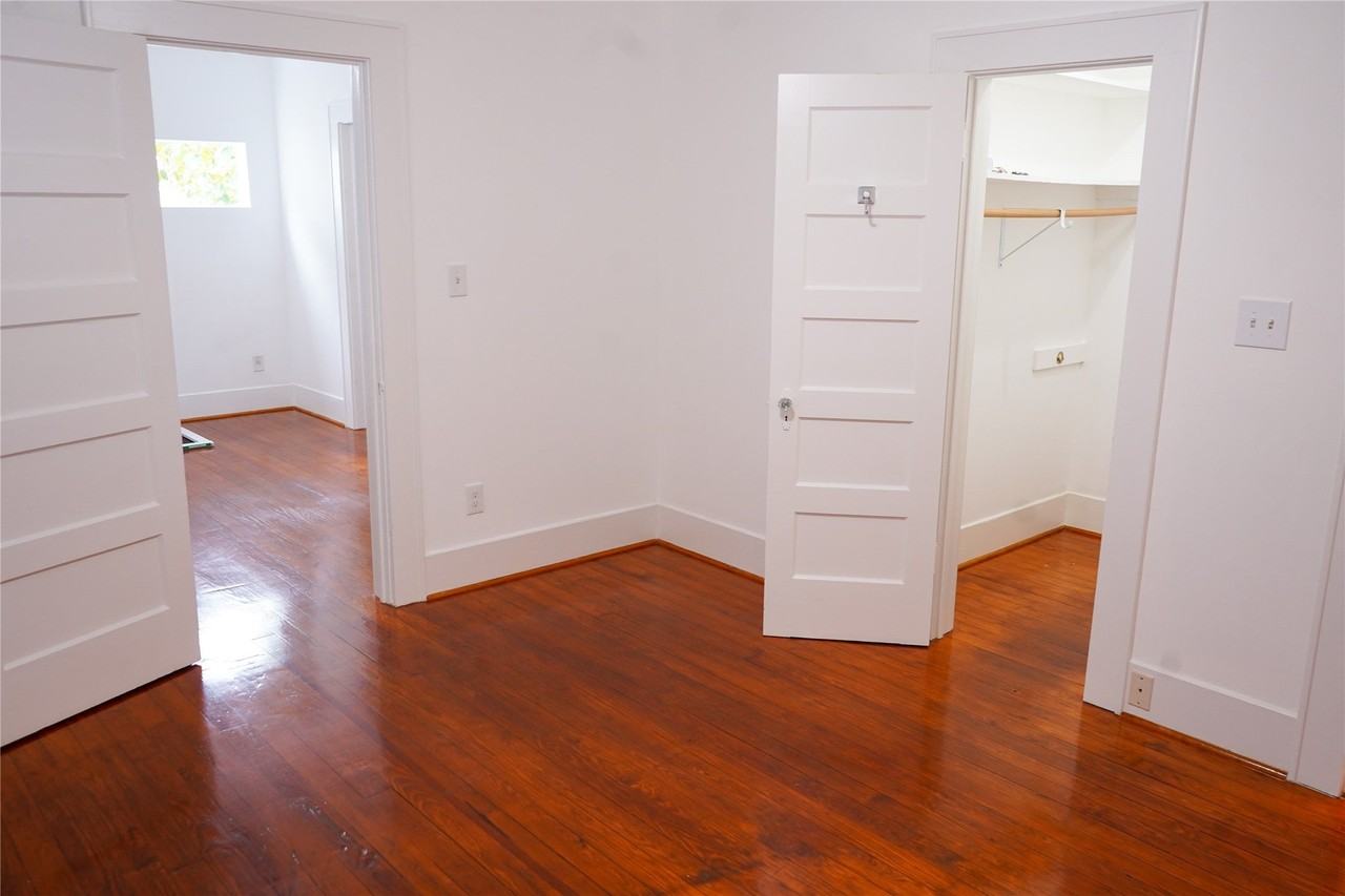 2924 Avenue P 1/2 ##2 - Photo 7 of 17