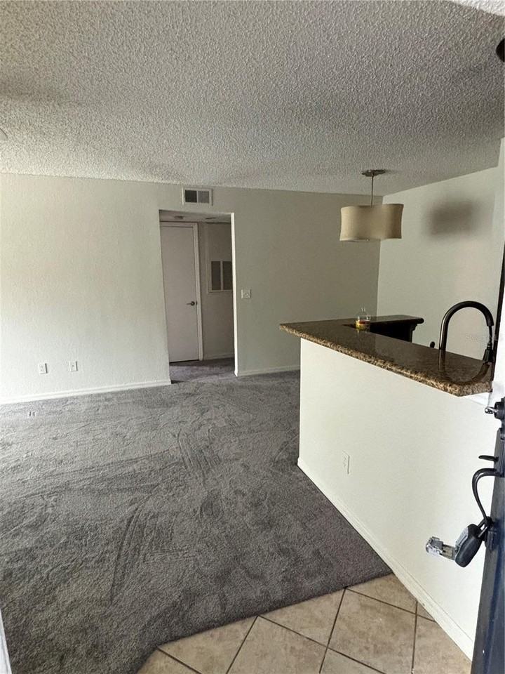 5112 Conroy Road - Photo 4 of 22
