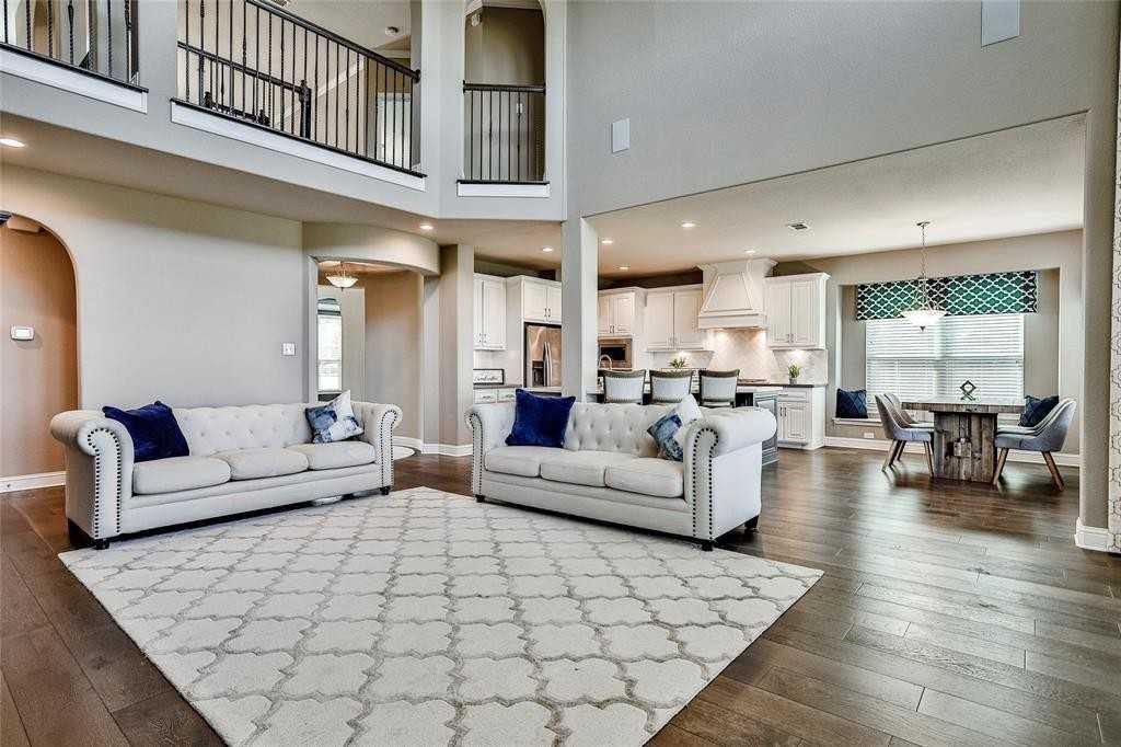 4359 Vista Terrace Dr - Photo 2 of 16