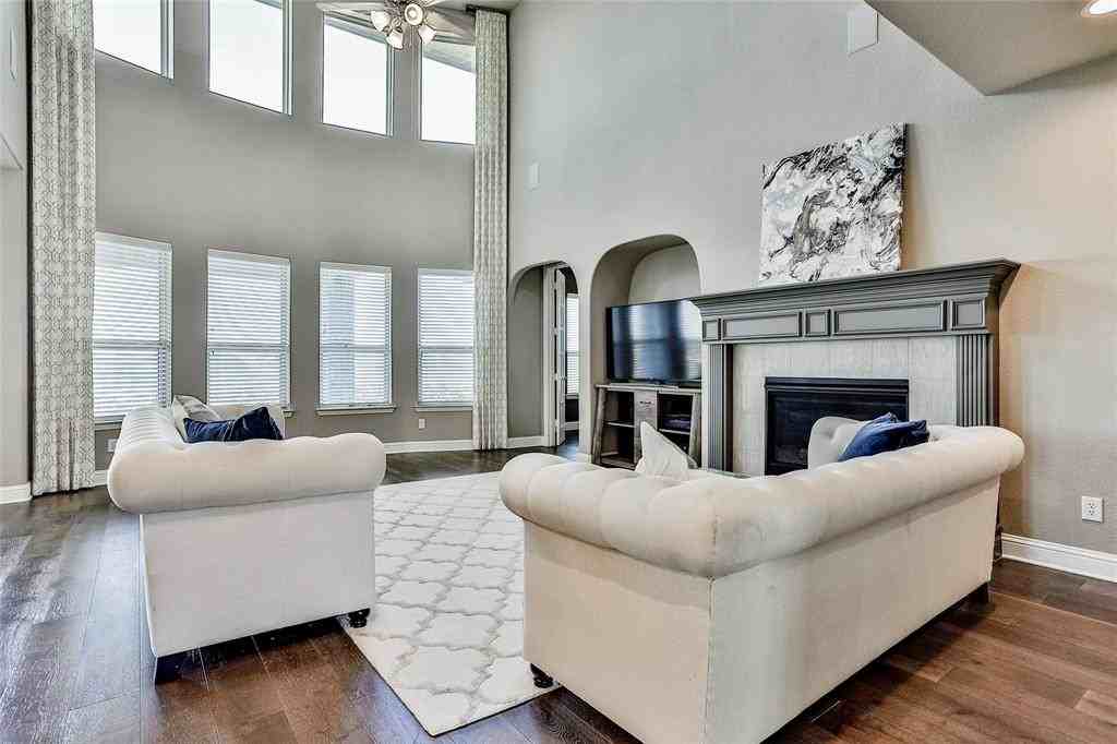 4359 Vista Terrace Dr - Photo 3 of 16