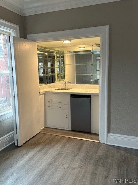 74 Linwood Ave - Photo 5 of 16