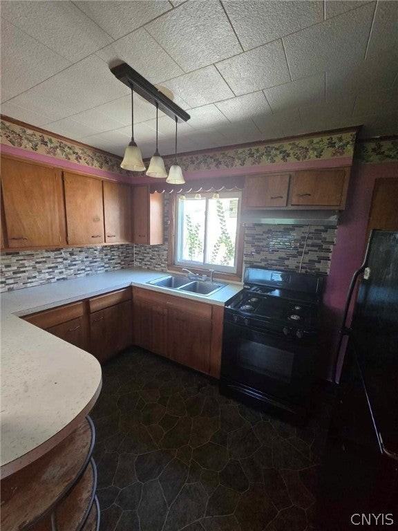 203 Hazelhurst Ave - Photo 5 of 8