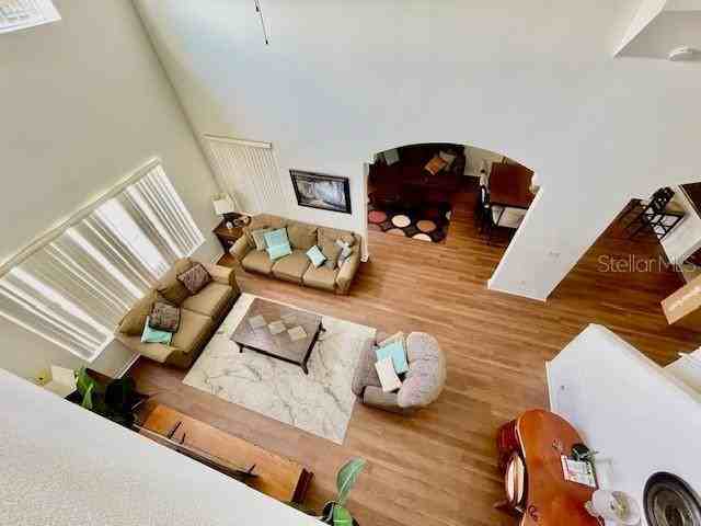 1050 Tourmaline Dr - Photo 3 of 15