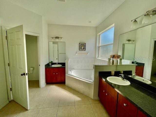 1050 Tourmaline Dr - Photo 6 of 15