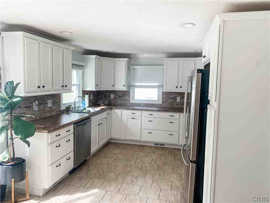 4781 Ogle Rd - Photo 5 of 19