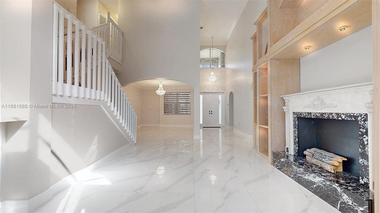 15730 Southwest 148th Terrace - Photo 6 of 50