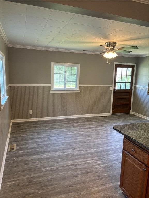 213 Auburn Ave - Photo 4 of 13