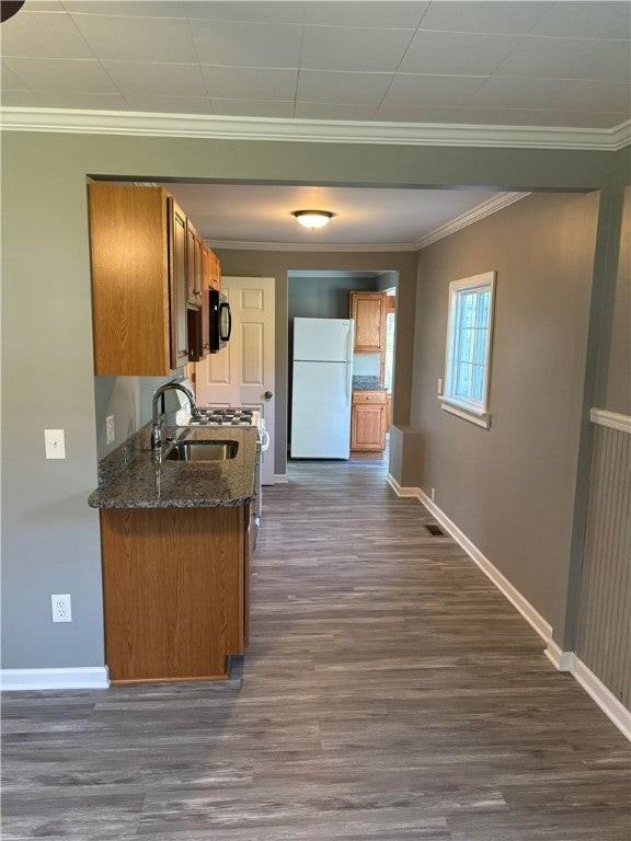 213 Auburn Ave - Photo 6 of 13