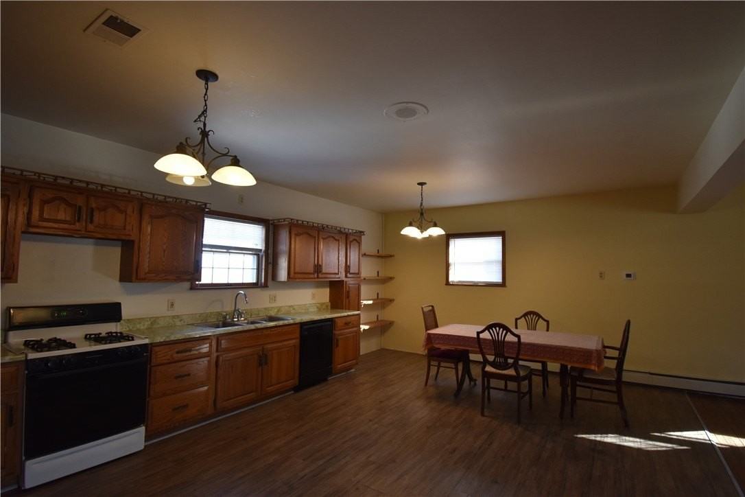 2492 White Cloud Rd White Cloud Rd - Photo 4 of 27