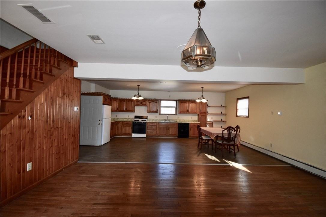 2492 White Cloud Rd White Cloud Rd - Photo 5 of 27