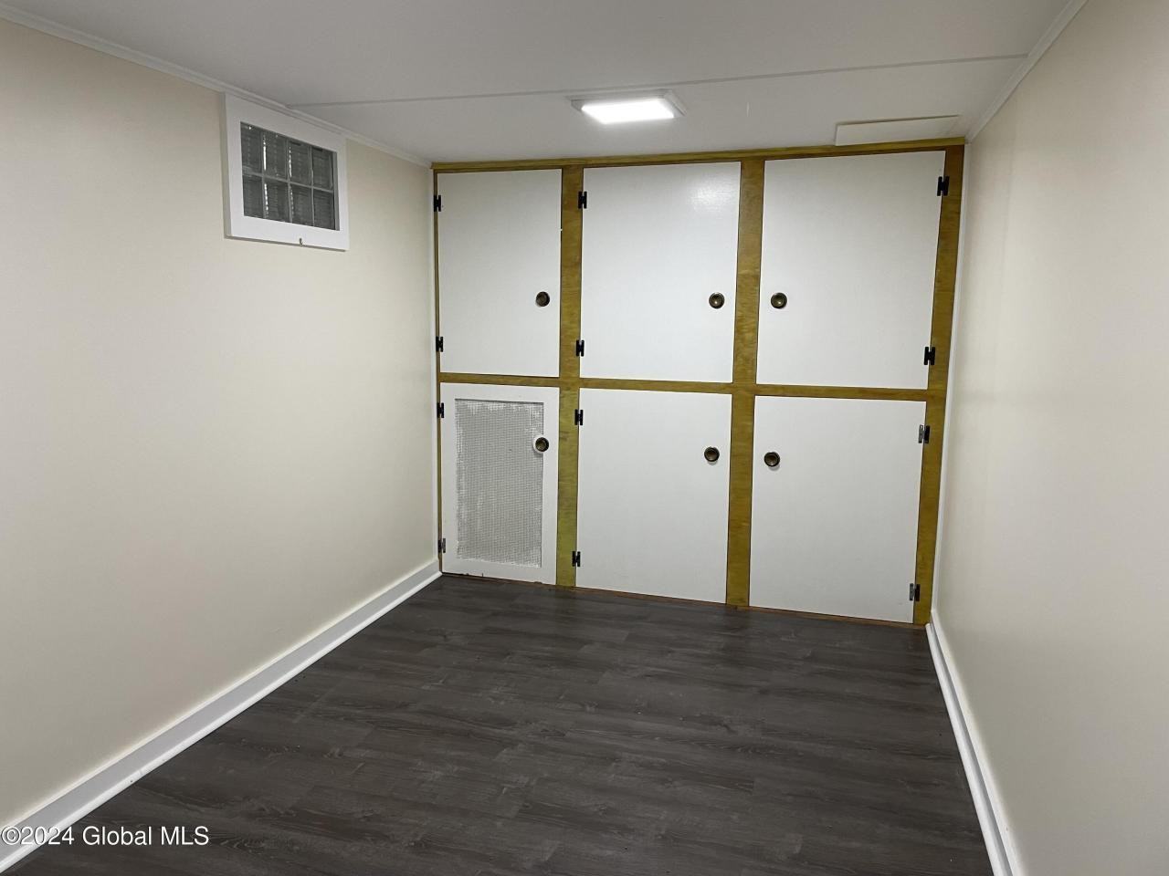 496 Route 9w - Photo 4 of 26