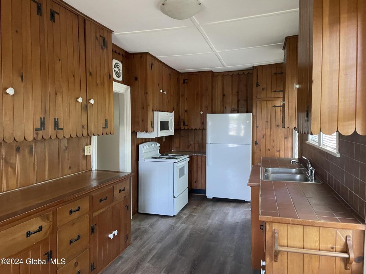 496 Route 9w - Photo 7 of 26